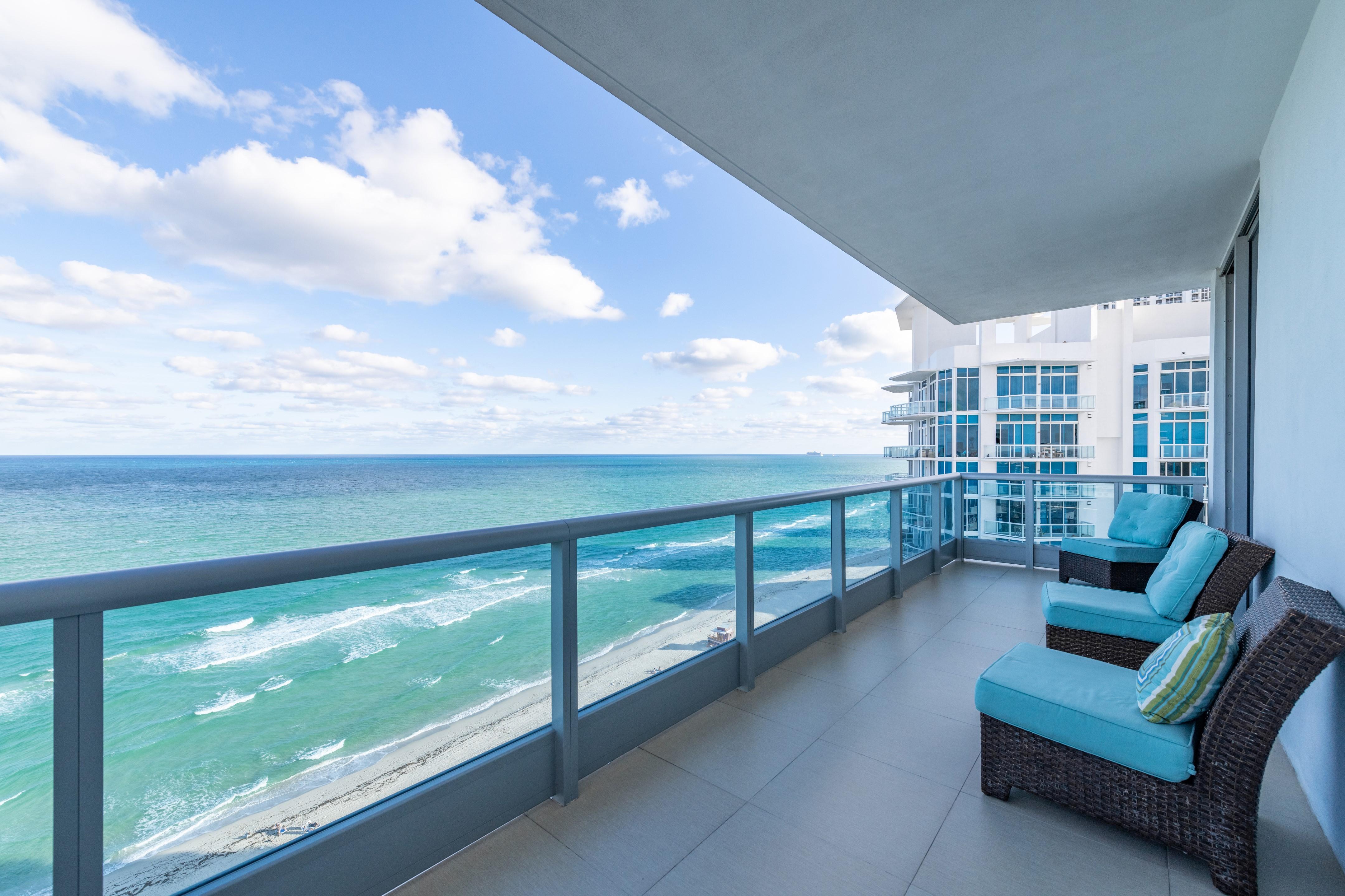 Churchill Suites Monte Carlo Miami Beach Exterior foto