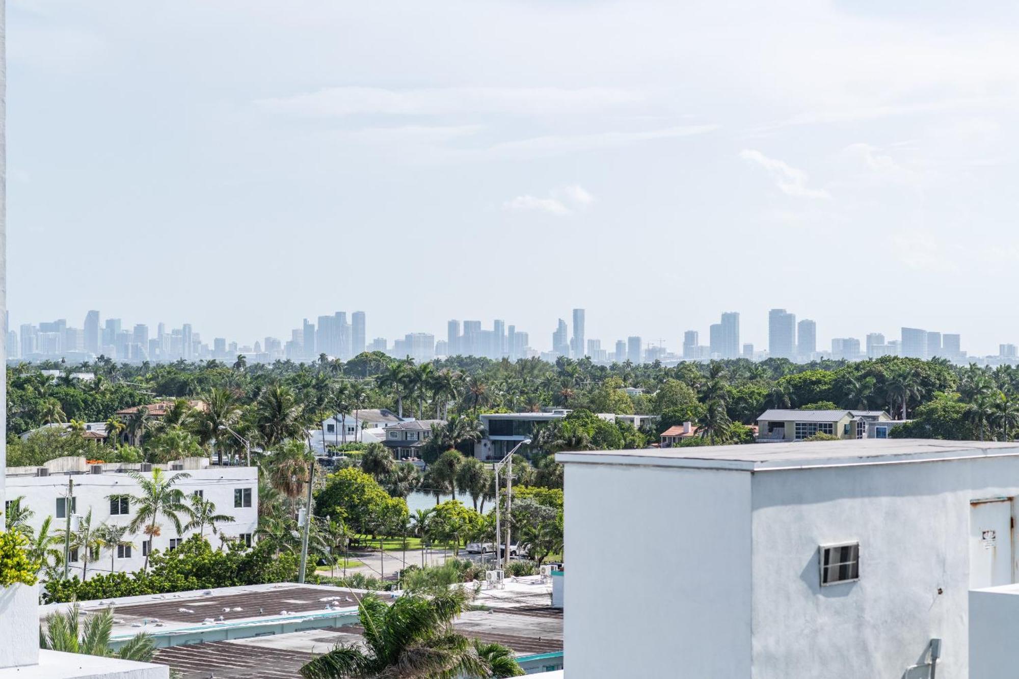 Churchill Suites Monte Carlo Miami Beach Habitación foto
