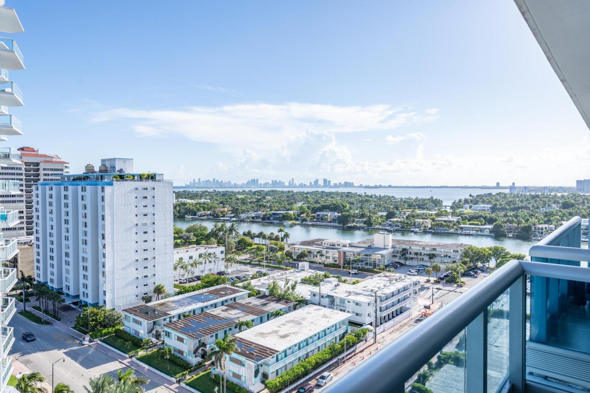 Churchill Suites Monte Carlo Miami Beach Habitación foto